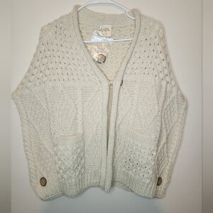 Vintage NWT NOS Irish Cape Sweater White Natural Merino Wool Kilronan One Size